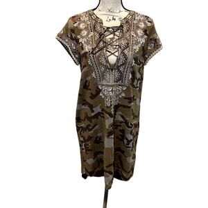 Andree by Unit Size Medium Lightweight Dress